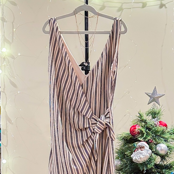 H&M Striped Wrap Midi Dress| Holiday Casual, Brunch, Work Party- Size Small - Picture 1 of 9